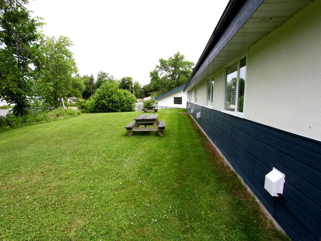 Motel Parc Beaumont Inc. Eksteriør billede